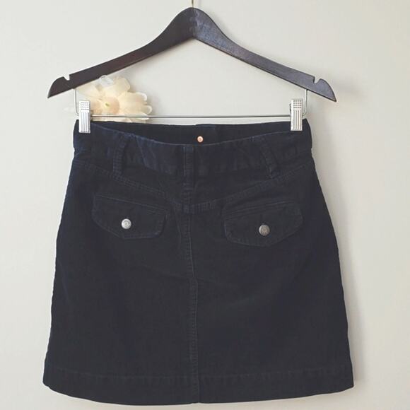 J. Crew Academia Corduroy Mini Skirt Size 2 Teacher Minimalist Navy Blue - Picture 2 of 6